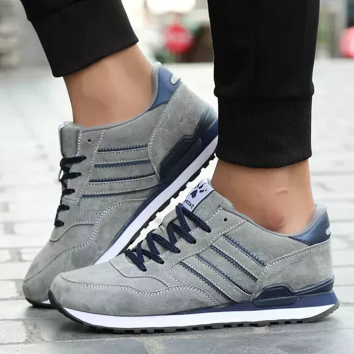 Men's walking shoes offering cushioned comfort & support for active daily wear. Ideal casual & athletic footwear.