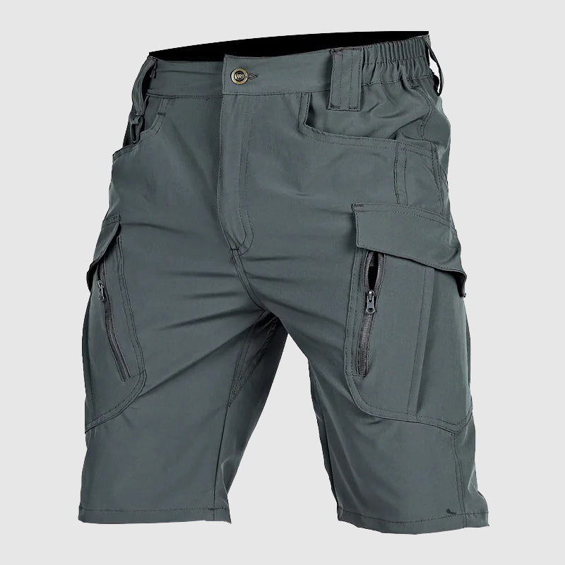 Casual men's utility shorts, relaxed fit cargo design, perfect for everyday wear with many pockets.