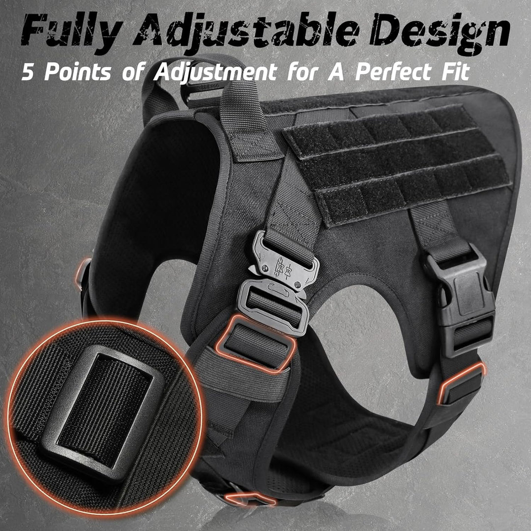 Secure and comfortable no-pull dog harness, designed for large breed control.
