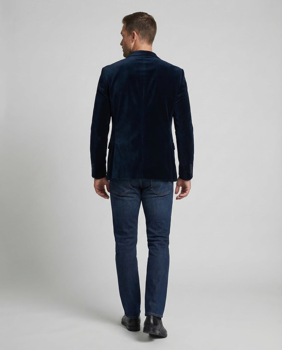 Formal men's blazer jacket for special occasions & evening events. Sophisticated tailored design.