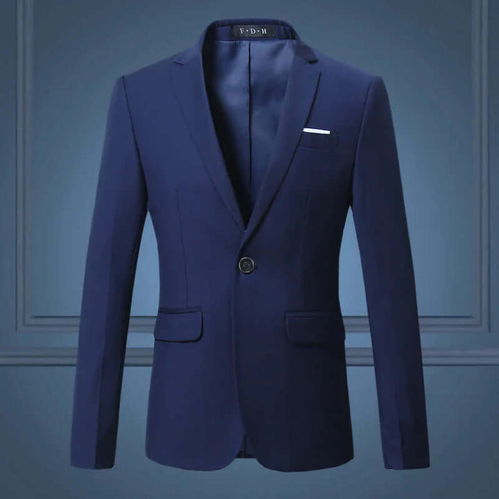 Versatile men's blazer in a tailored fit, great for smart casual looks and office workwear.