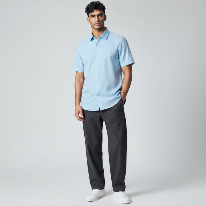 Men's tailored fit smart casual short sleeve shirt, modern style for everyday comfort.