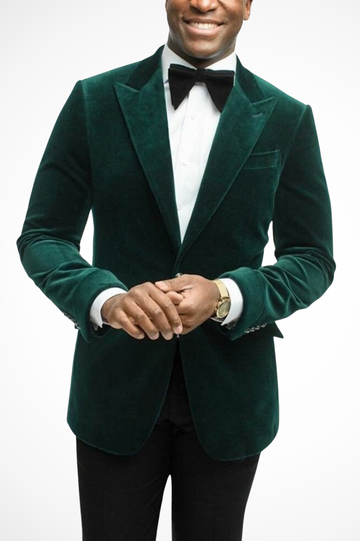 White tailored peak lapel blazer for men, sophisticated wedding guest attire.