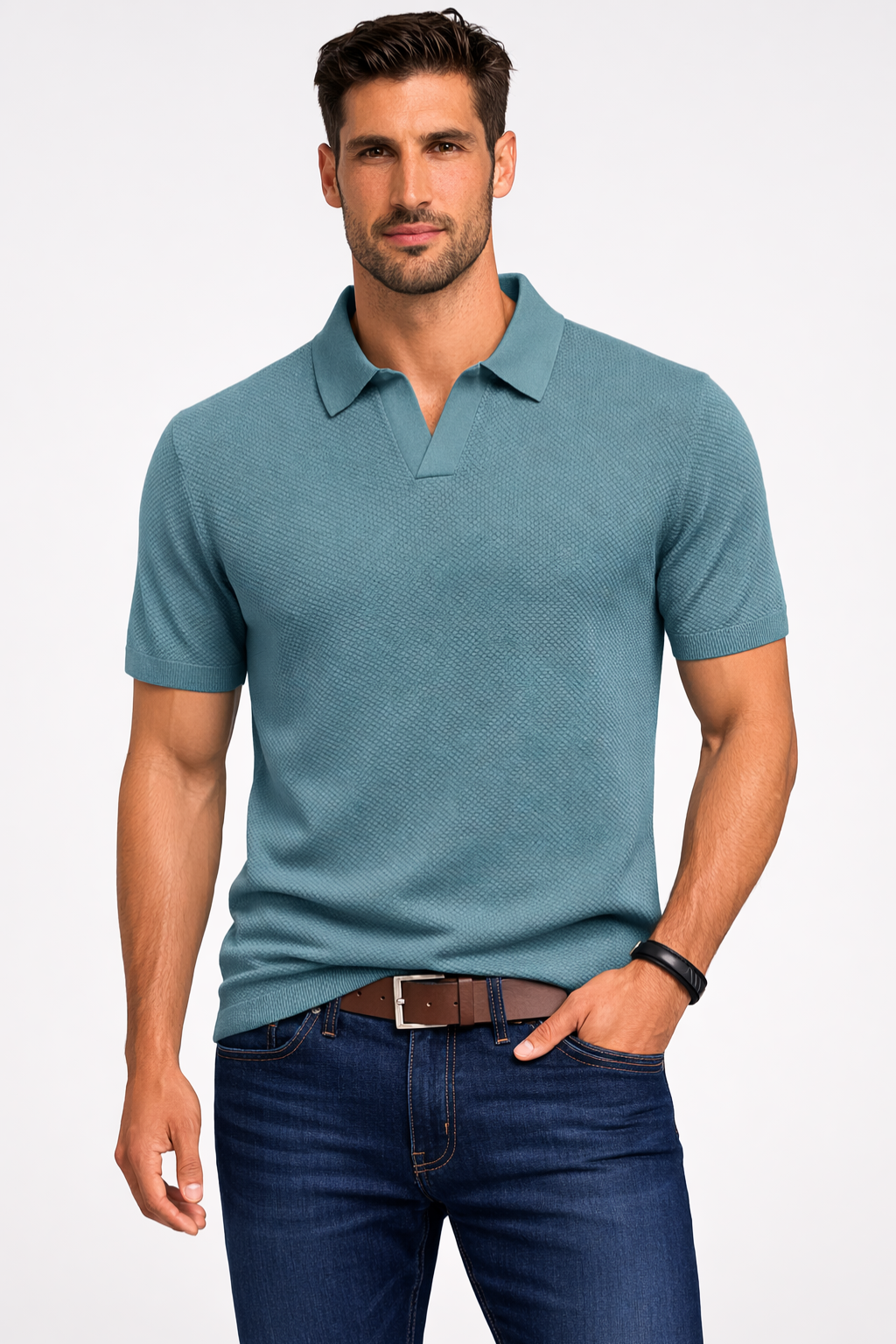 Structured collar of a men's textured knit polo shirt
