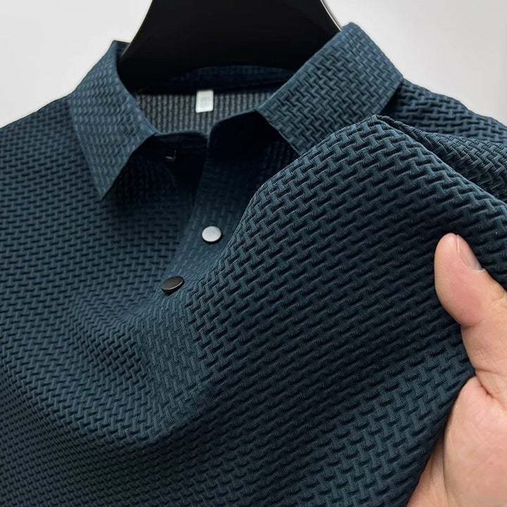 Men's textured knit short sleeve polo shirt with snap buttons for smart casual style