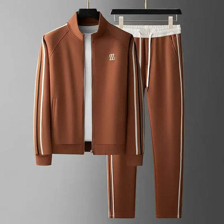 Two-piece men's athletic set: Thomas Urban tracksuit with a modern full zip jacket.
