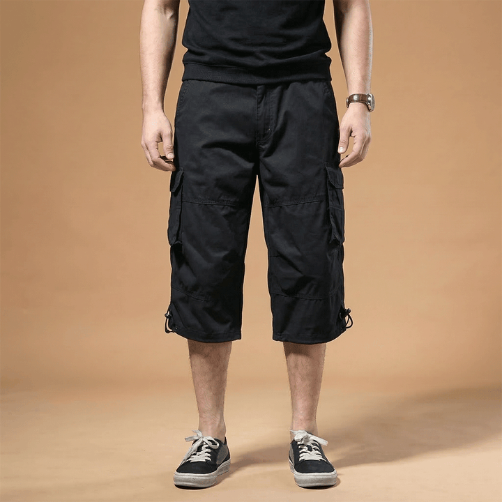 Men's casual three quarter length trousers, a must-have for relaxed summer outfits.