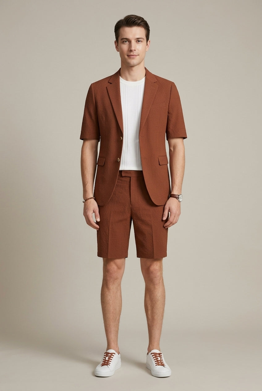 Men's two-piece suit set with short-sleeve lapel blazer & matching shorts. Ideal for smart casual summer events.