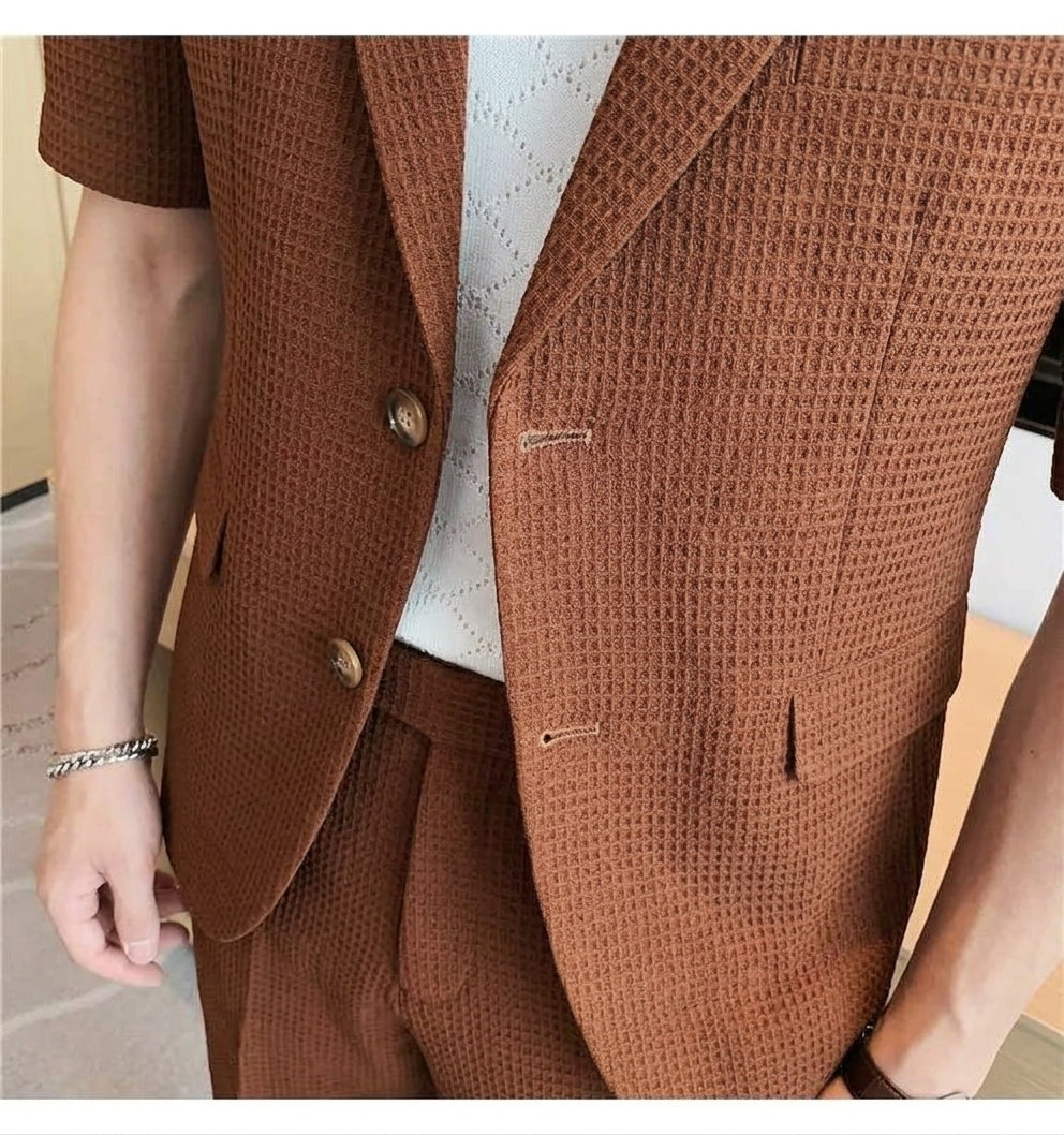 Stylish men's casual two-piece set: short sleeve blazer & comfortable shorts. Perfect for warm weather fashion.