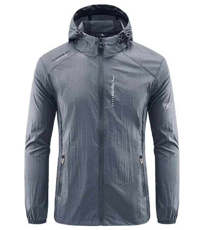 Stay protected from sun and wind in this versatile men's hooded summer jacket.