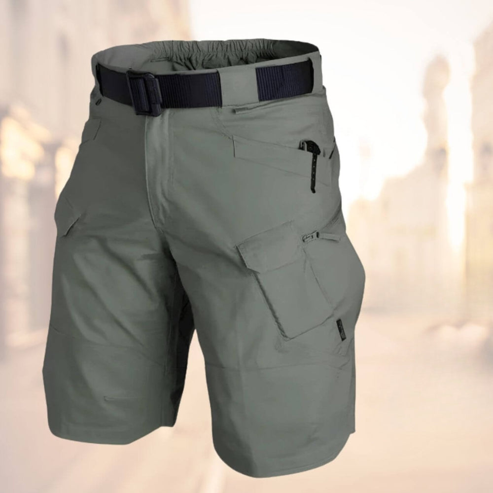 Durable men's adventure cargo shorts, featuring multiple pockets for utility and outdoor exploration.