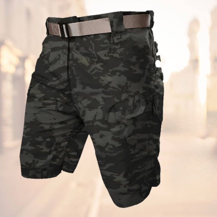 Active men's multi-pocket cargo shorts, perfect for outdoor adventures, hiking, and travel.