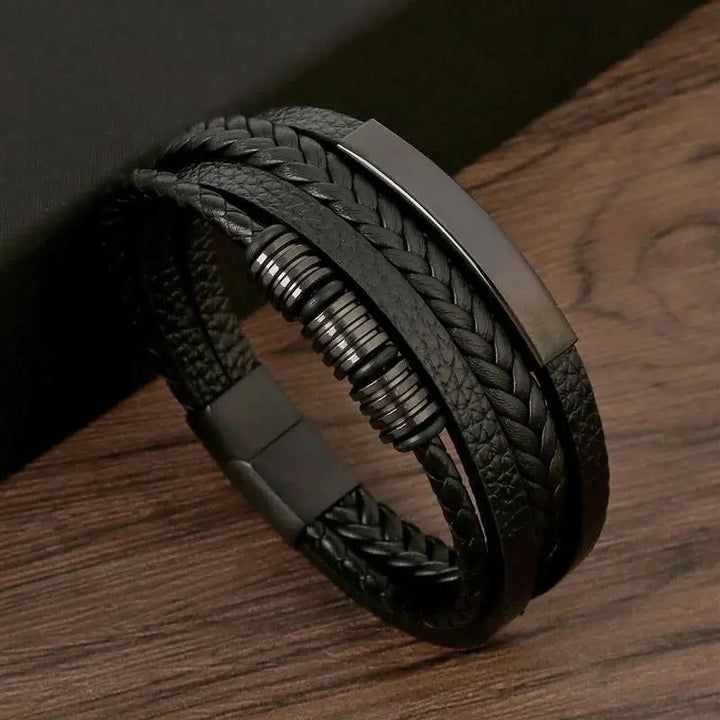 Close-up of a masculine men's bracelet, highlighting its versatile design for sophisticated casual or formal outfits.