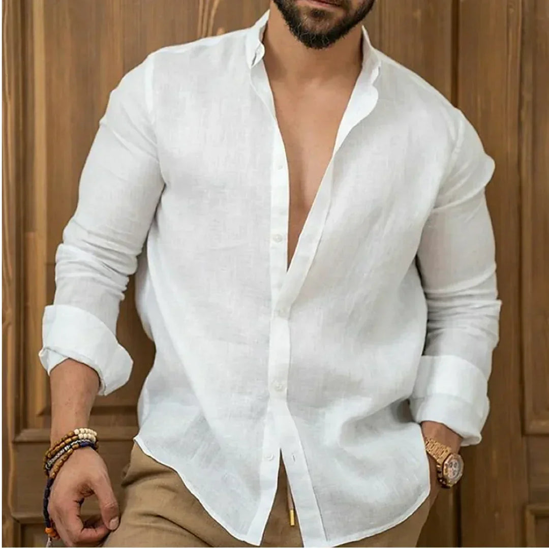 Men's casual long sleeve button-down shirt styled for a relaxed everyday look. Perfect for versatile fashion.