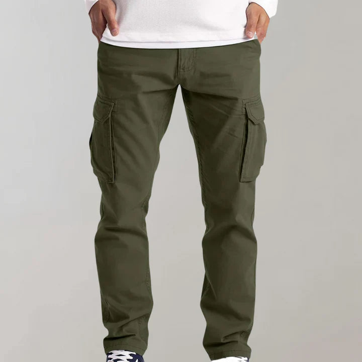 Men's versatile cargo pants in a relaxed fit, perfect for everyday style and comfort.