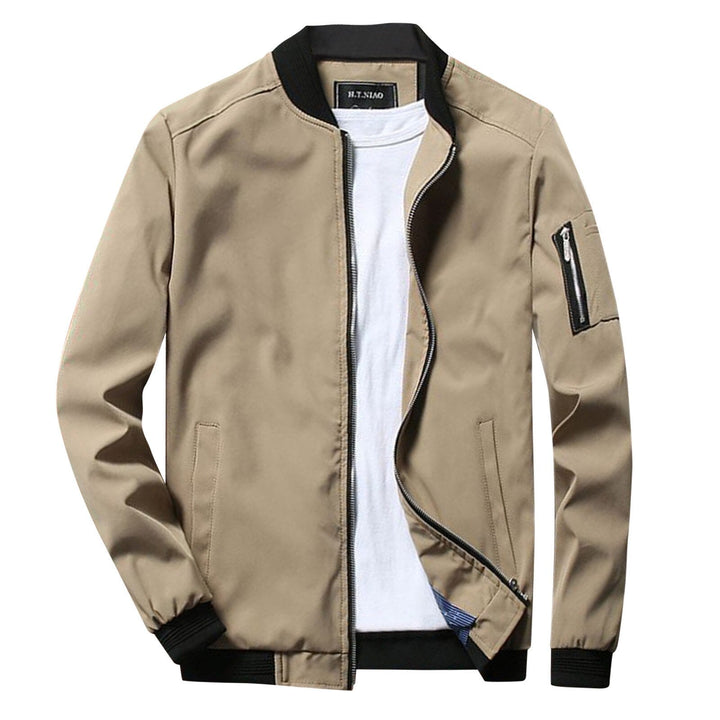 Men's comfortable casual jacket, versatile outerwear designed for easy layering in any season's fashion.