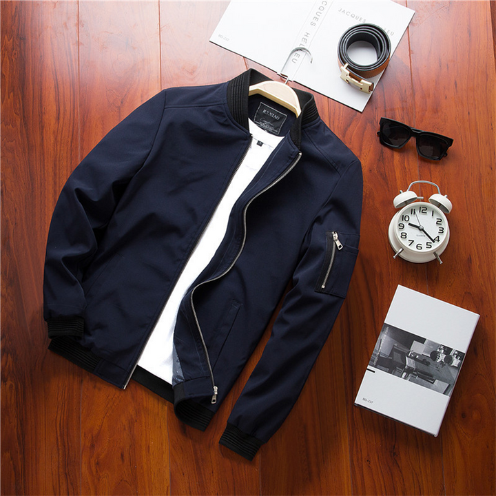 Versatile men's casual jacket, suitable for various occasions, stylish and comfortable fashion outerwear.