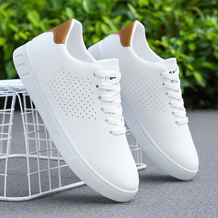 Men's versatile low-top trainers for everyday comfort, perfect casual sneakers.