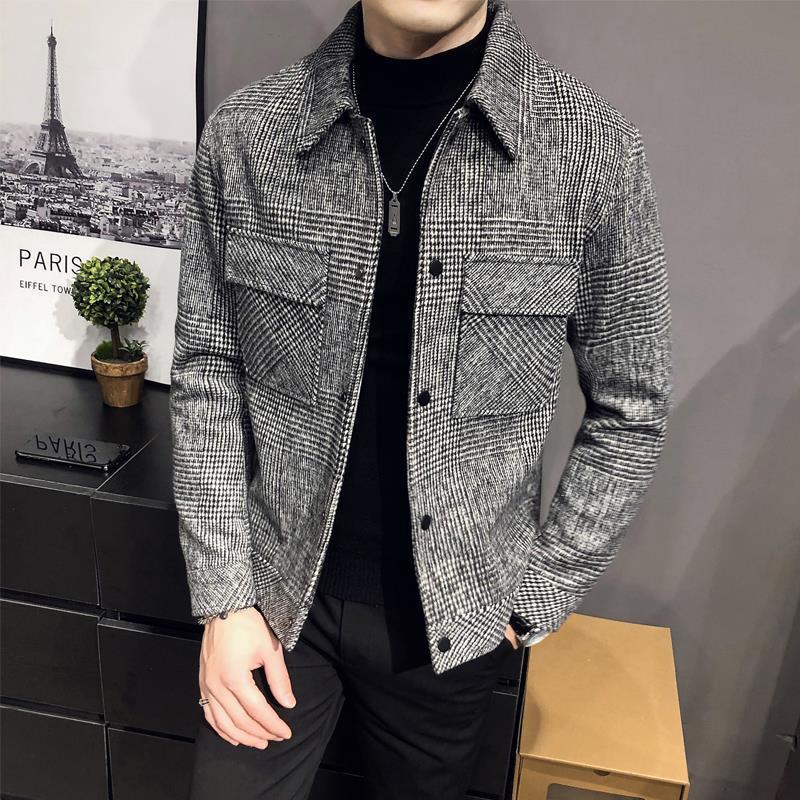 Stylish men's plaid button-up shirt jacket. Versatile outerwear for casual fashion and comfortable layering.