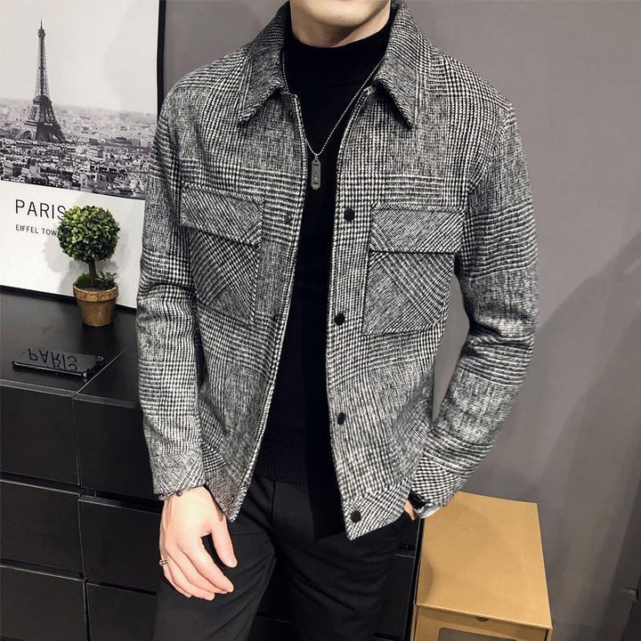 Stylish men's plaid button-up shirt jacket. Versatile outerwear for casual fashion and comfortable layering.
