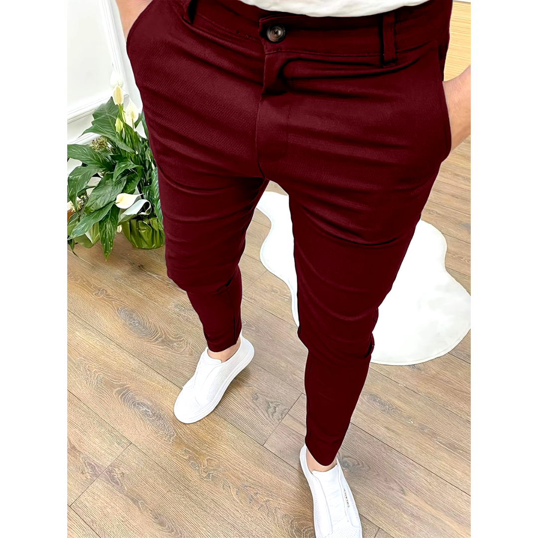 Durable men's workwear chino trousers, a comfortable & versatile choice for any day.