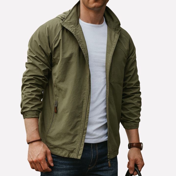 Stylish men's casual jacket, ideal lightweight transitional outerwear for all-season fashion.