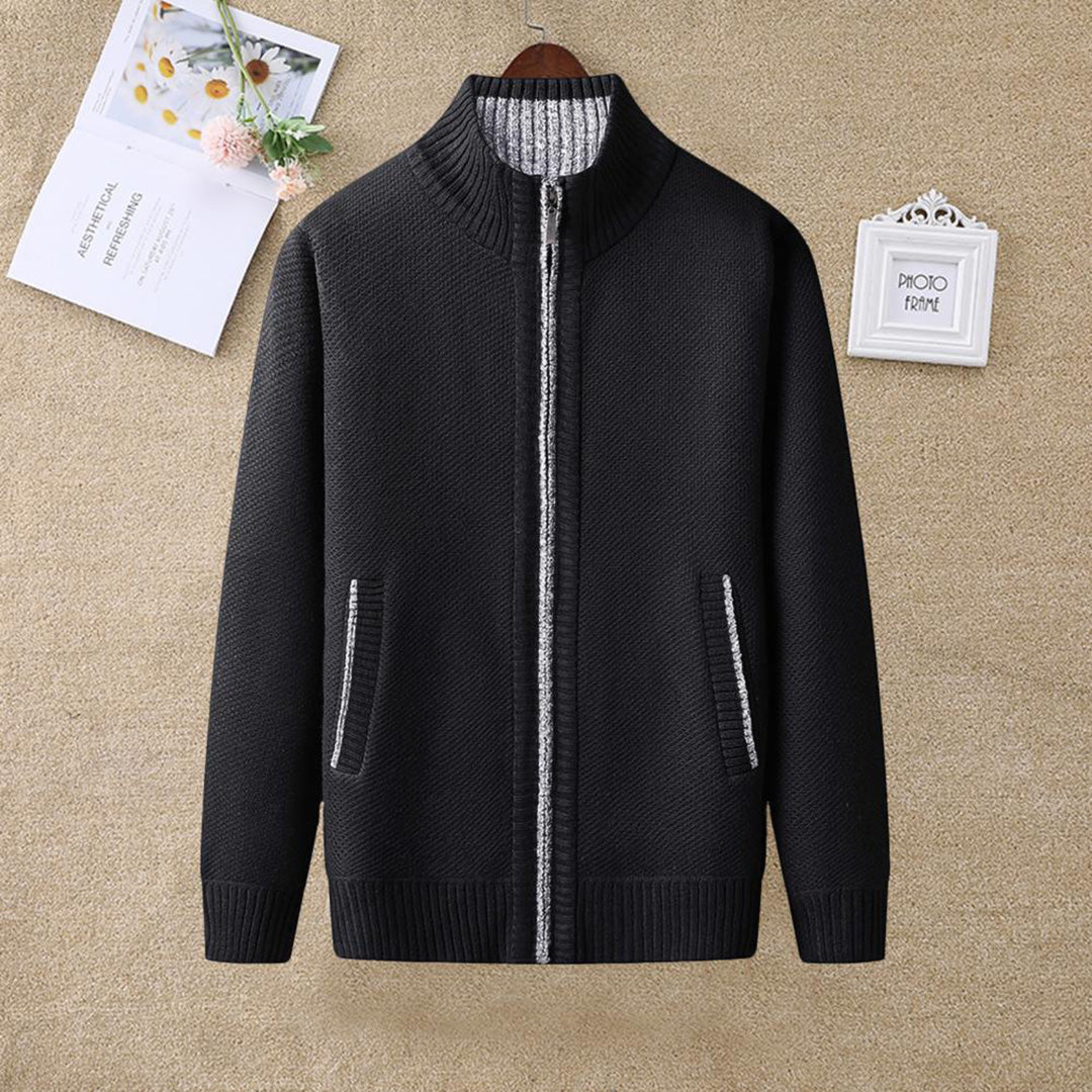 Man wearing a versatile men's zip-up outerwear jacket with stand collar outdoors for casual comfort.