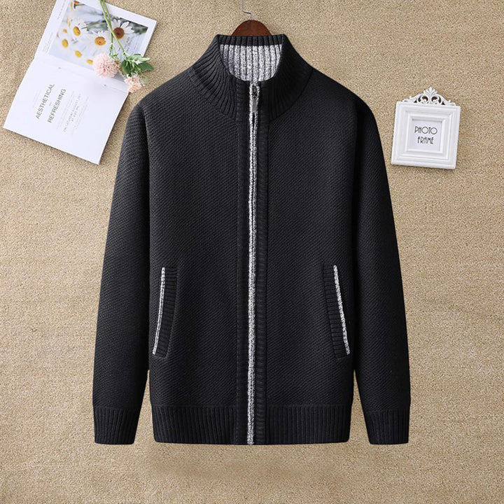 Man wearing a versatile men's zip-up outerwear jacket with stand collar outdoors for casual comfort.