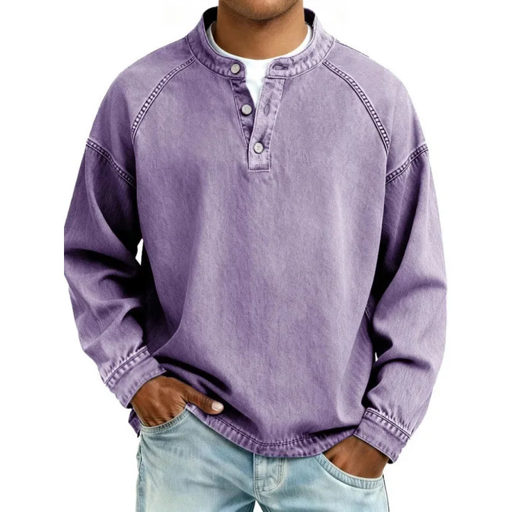 Casual men's vintage long sleeve button shirt in a classic fit, ideal for everyday men's fashion.