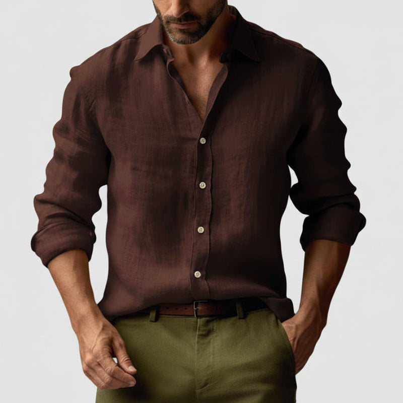 Versatile men's vintage button shirt. Relaxed summer style, perfect for casual long sleeve fashion.
