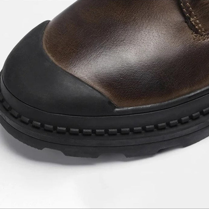 Men's fashion vintage combat boots: durable leather, warm, with lace-up and side zip for style & utility.