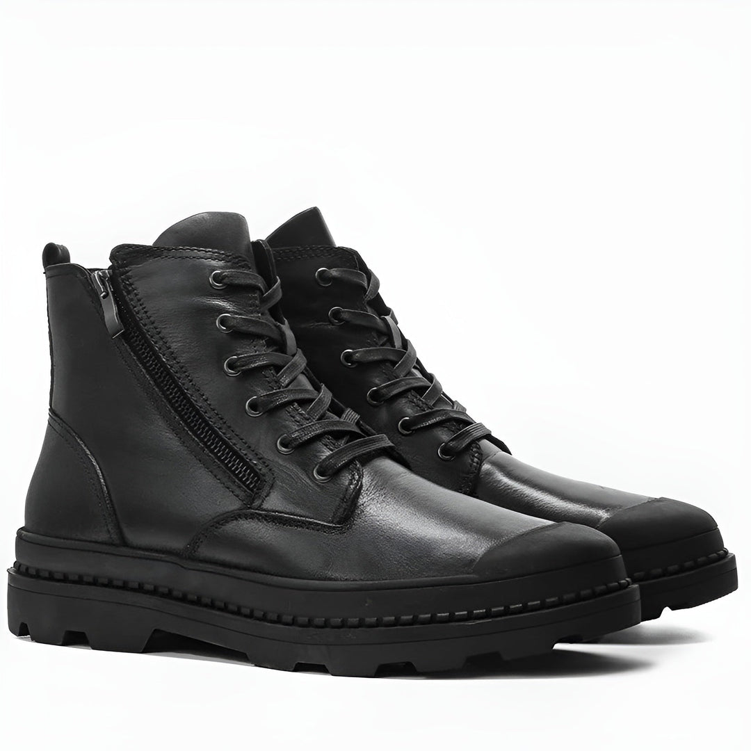 Sturdy men's vintage leather combat boots with functional lace-up and convenient zip closure.