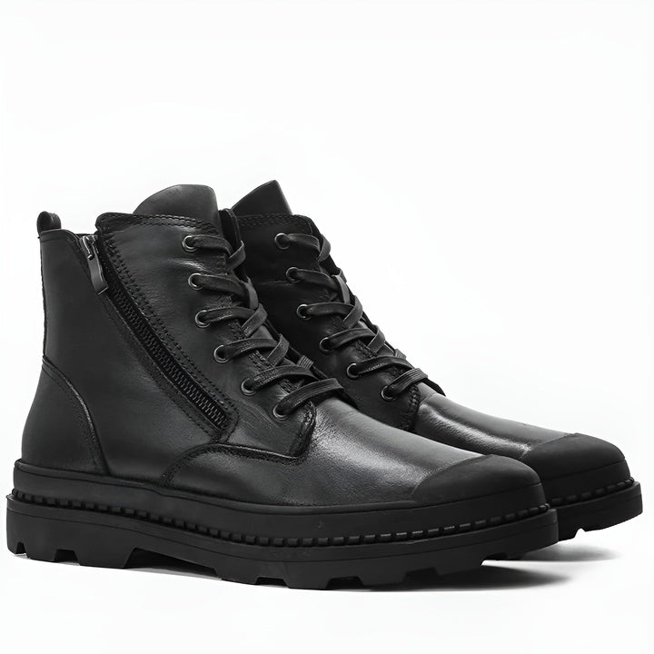 Sturdy men's vintage leather combat boots with functional lace-up and convenient zip closure.