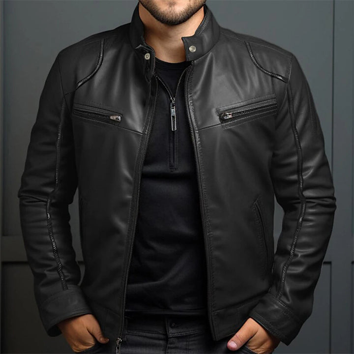 Timeless men's vintage motorcycle jacket, black, for durable everyday wear. Classic biker style, zipper front.