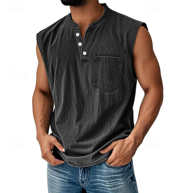 Comfortable men's vintage sleeveless shirt in a relaxed fit. Versatile casual fashion for summer.