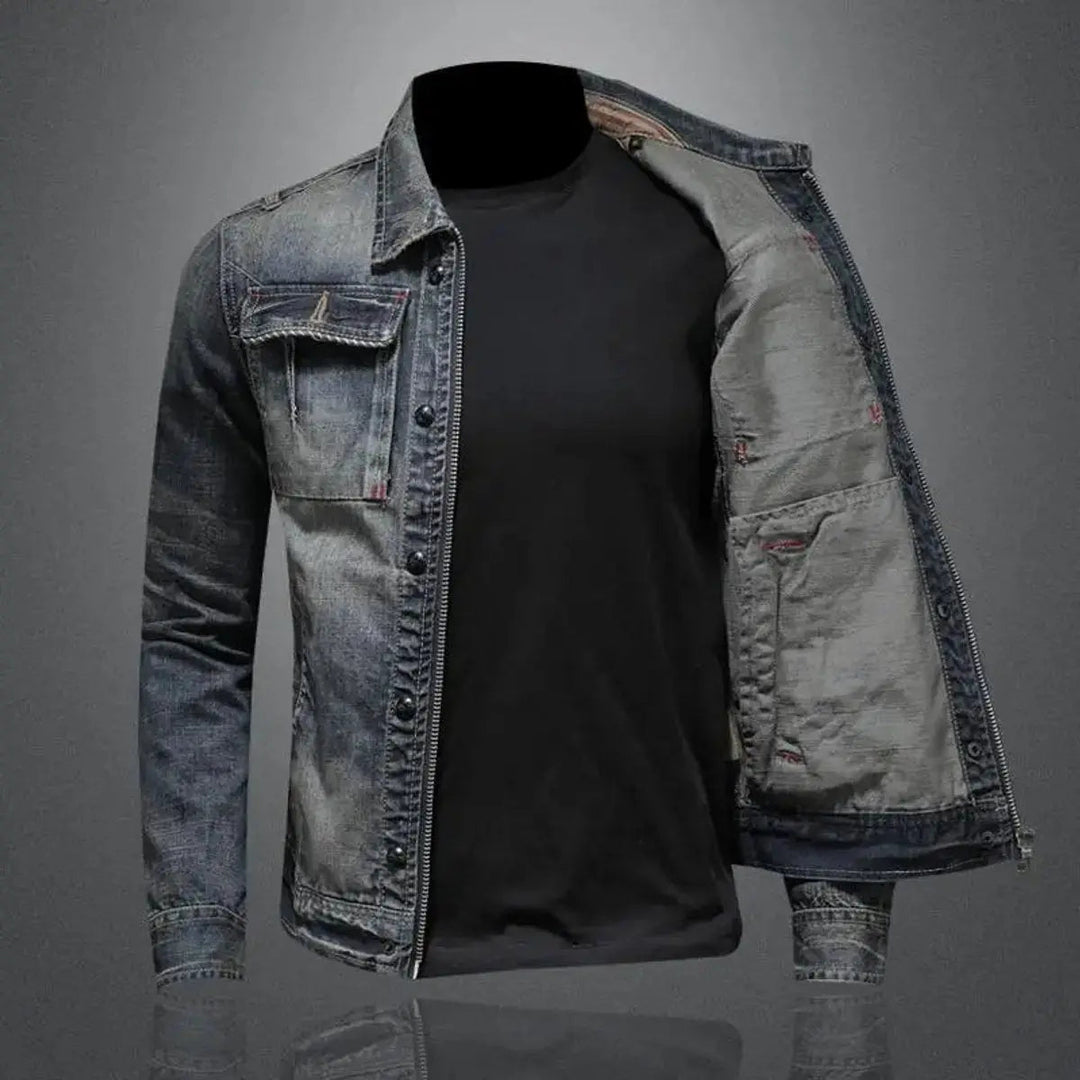 Retro fashion men's washed denim jacket, vintage zip-up style, perfect casual outerwear.
