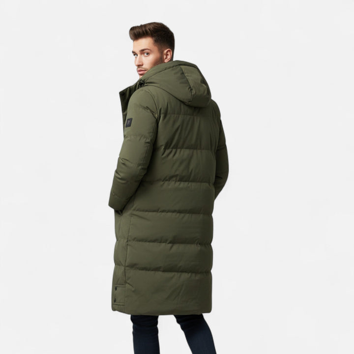 Essential men's hooded outdoor jacket, built for warmth & comfort in cold weather conditions.