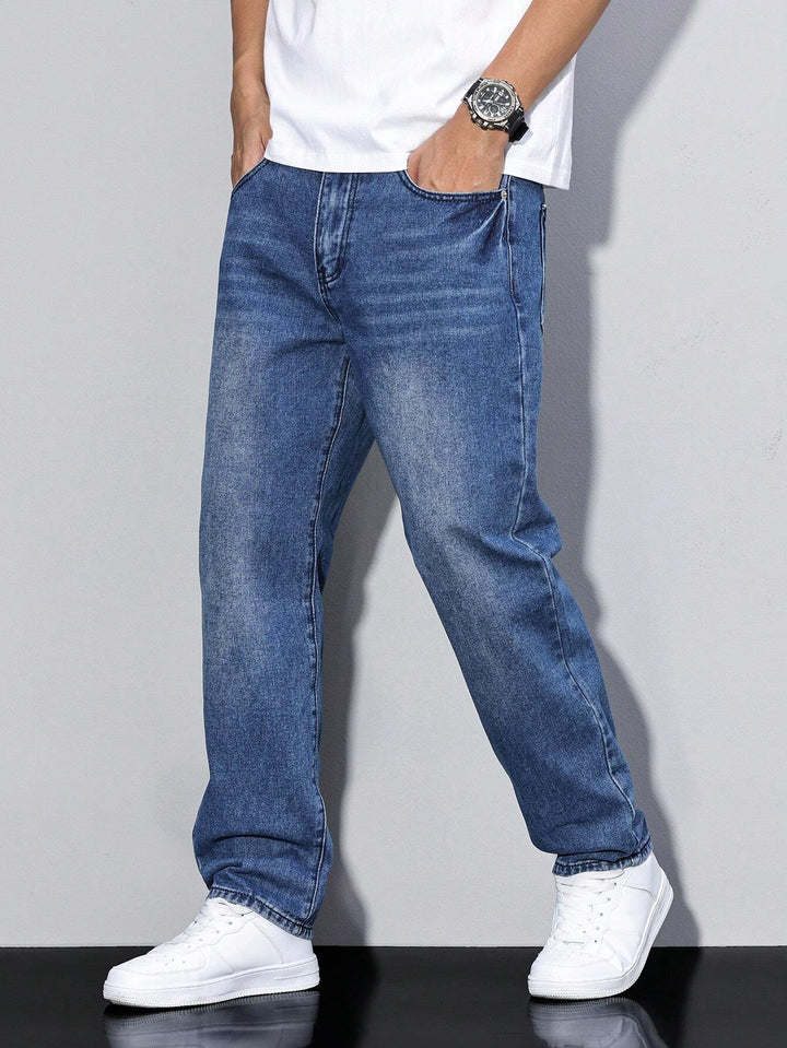 Everyday fashion: Men's washed straight leg pants, relaxed and easy to wear.