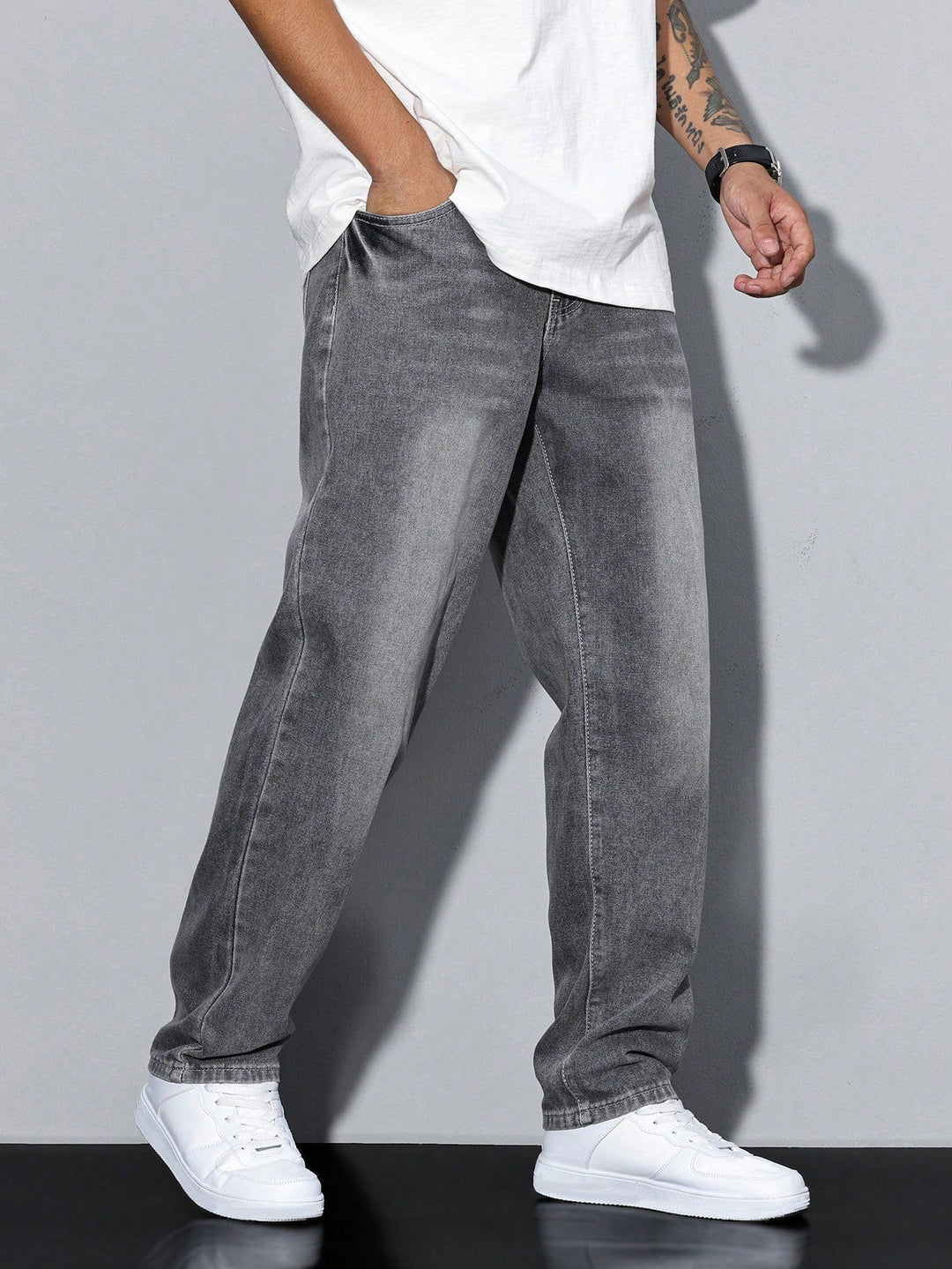 Comfortable loose fit washed pants for men, ideal for casual wear.