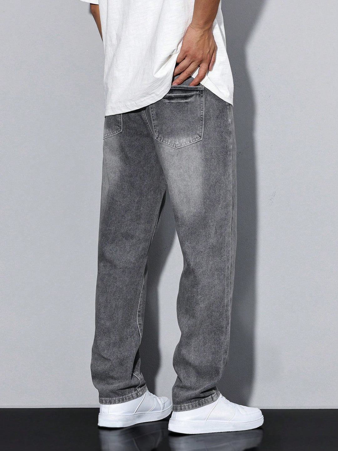 Stylish men's straight leg bottoms with a modern washed look.