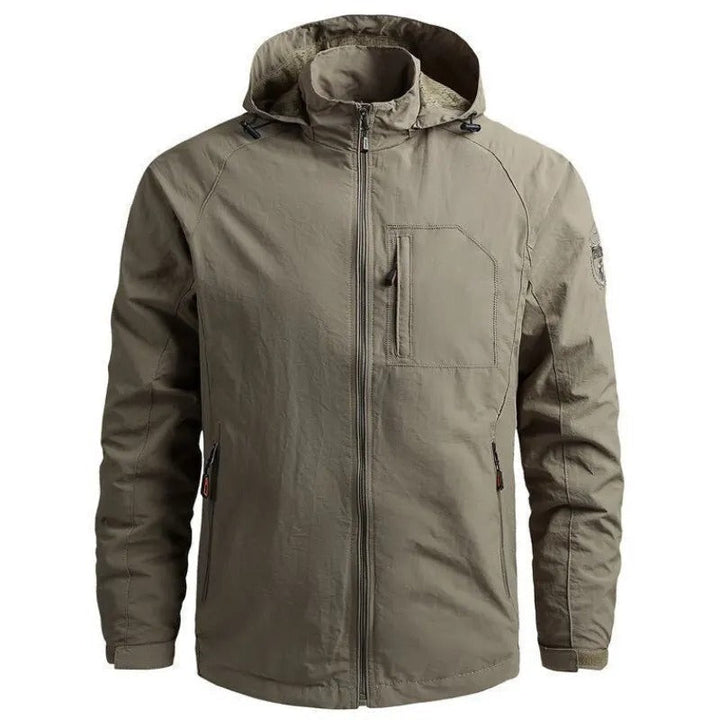 Stylish men's lightweight cargo jacket, waterproof and breathable for versatile summer outdoor and casual utility.