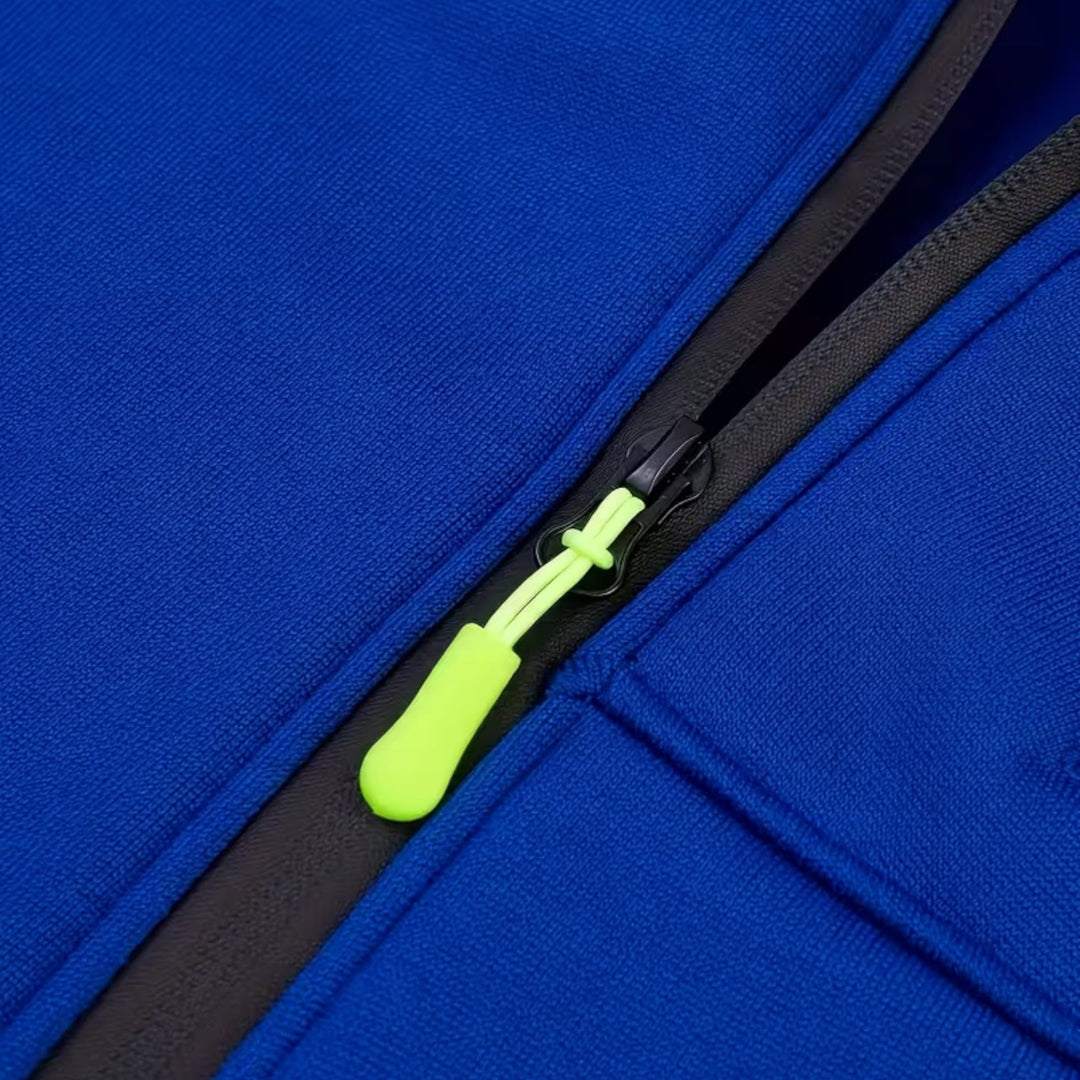 Men's durable waterproof zip-up hoodie. Loose fit, hooded, ideal for comfortable daily wear.