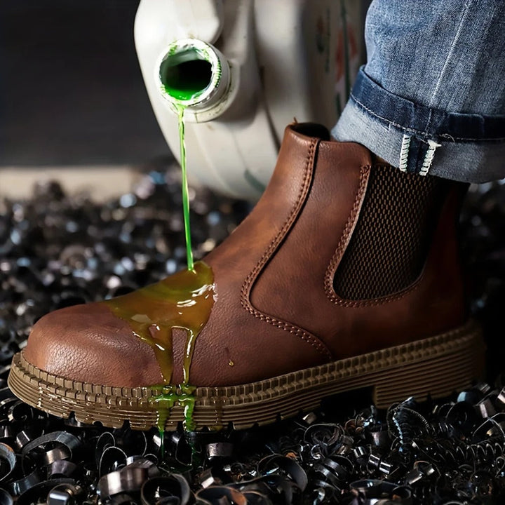 Versatile men's steel toe safety shoes, waterproof & slip-resistant, perfect for construction, industry & general work.