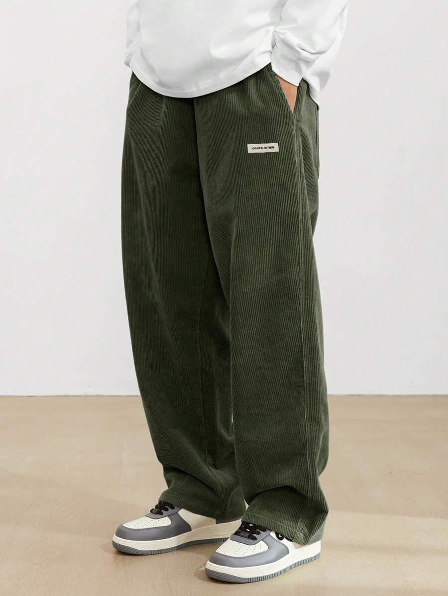 Men's wide leg trousers in a relaxed fit for ultimate comfort and effortless style. Versatile casual bottoms.