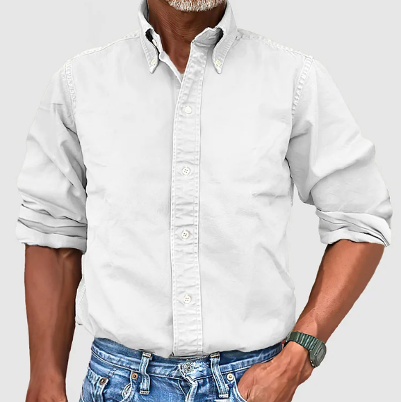 Essential men's long-sleeve button-up shirt. Wrinkle-resistant, ideal for versatile smart casual & office wear.