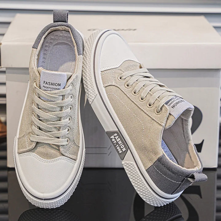 Stylish lightweight men's walking sneakers, Zorion Classic lace-up design, versatile everyday footwear.