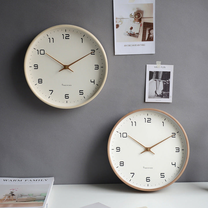 Elegant and minimalist wall clock, crafted with a beautiful wood frame