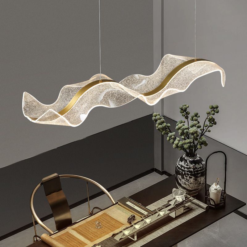 Elegant dimmable LED pendant, Modelo Wave, wave design, ideal for modern lighting setups.
