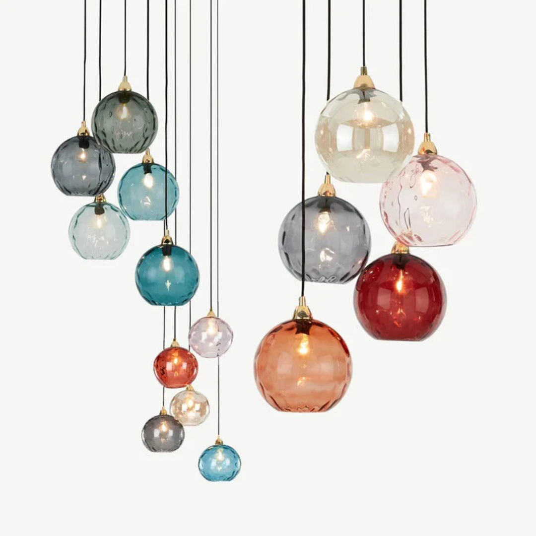 Unique 3-light modern pendant lamp, adjustable cluster design for versatile indoor lighting.