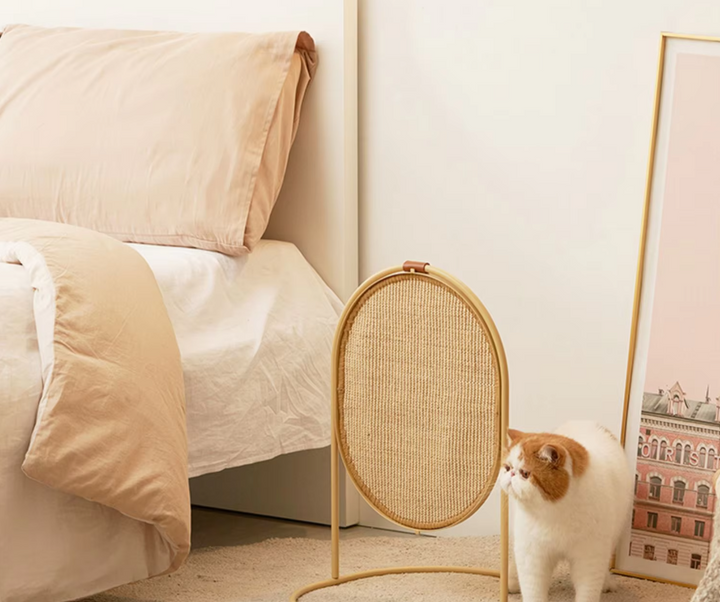 Durable sisal cat scratching post with play toy. Promotes healthy claw care & feline entertainment.